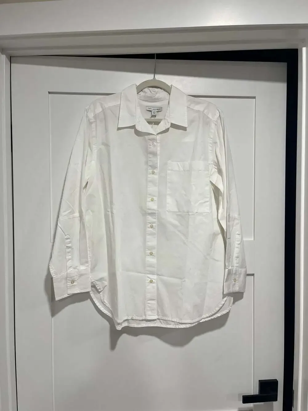 Free Assembly white button down - Picture 2 of 7